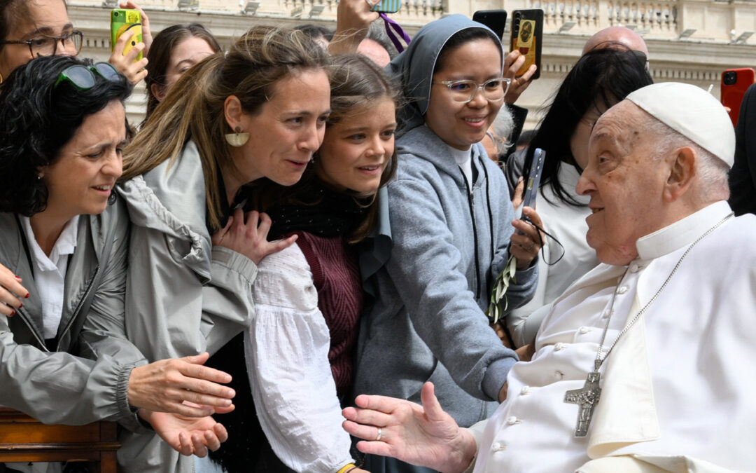 Neuer Spontan-Auftritt des Papstes nährt Spekulationen um Ostern