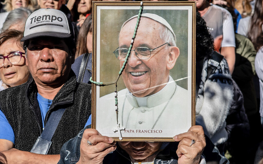 Argentinien verabschiedet sich von Papst Franziskus – große Emotionen