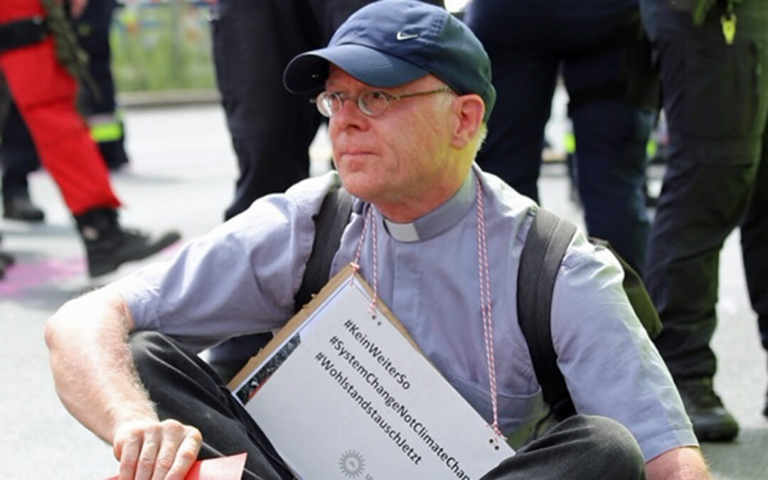 „Klimakleber“-Pater Jörg Alt fühlt sich im Gefängnis Jesus verbunden
